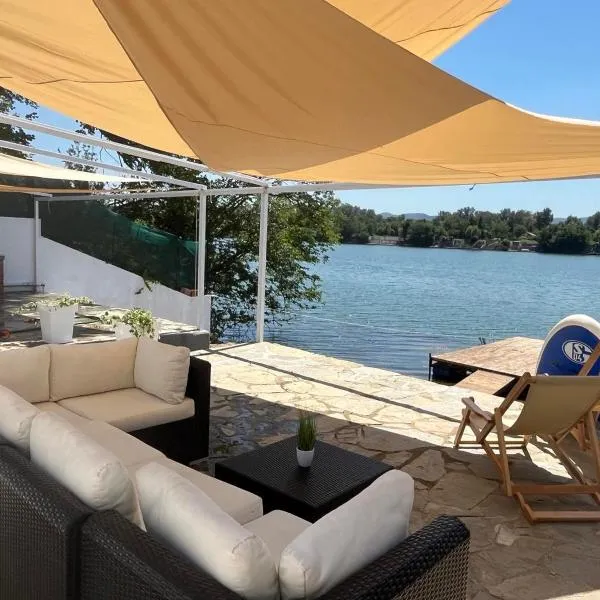 Silverdrop apartmani Srebrno jezero, hotel in Veliko Gradište