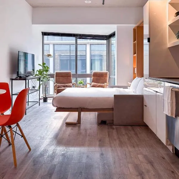 City & River View Suite - The Wharf DC by Monthier, hotel in Washington, D.C.