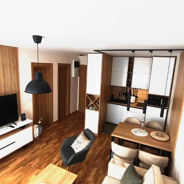 Lenka Lux Apartmans,位于迪瓦伊巴雷的酒店