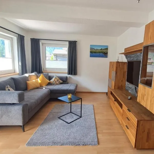 Haus Alpenheim Apartment 3, hotel u gradu Tux