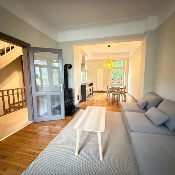Le Gaston de Belair - Room 006 - 2nd floor - Shared Kitchen、ルクセンブルクのホテル