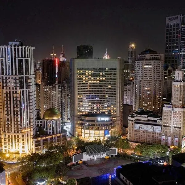 Shanghai Elong Hotel by the bund and Nanjing road Pedestrian street, hotel in Shanghai