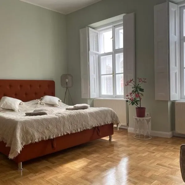 Patak & Stone apartman, hotel in Szentendre