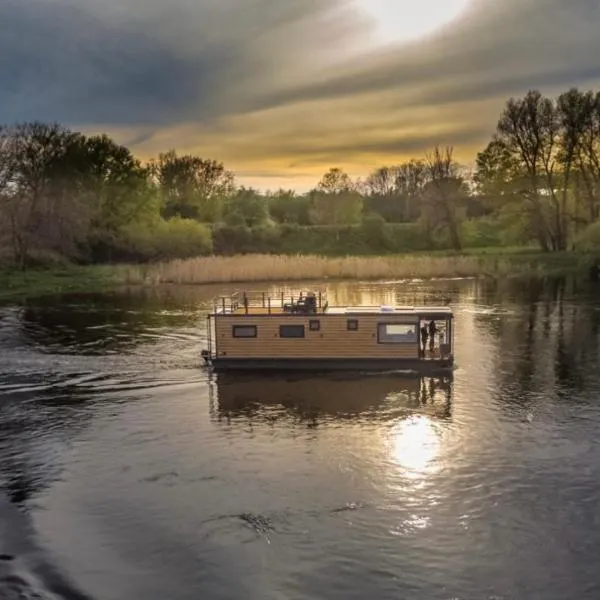 Houseboat - dom na wodzie, khách sạn ở Tarnobrzeg