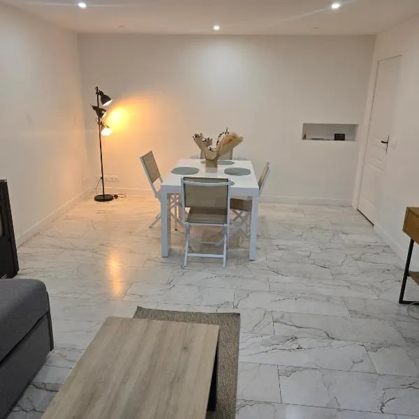 Maison frehel, hotel v destinaci Frehel