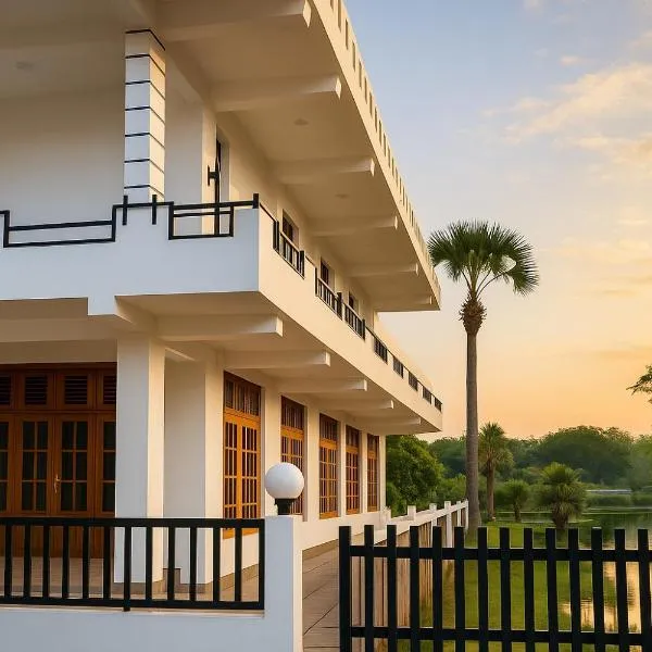 Swiss Bay Hotel & Resort-Arugambay, hotel in Pottuvil