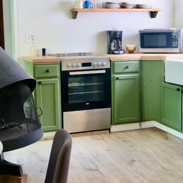 Green Hill at Rainier Lodge (0.4 miles from the entrance), hotell sihtkohas Ashford