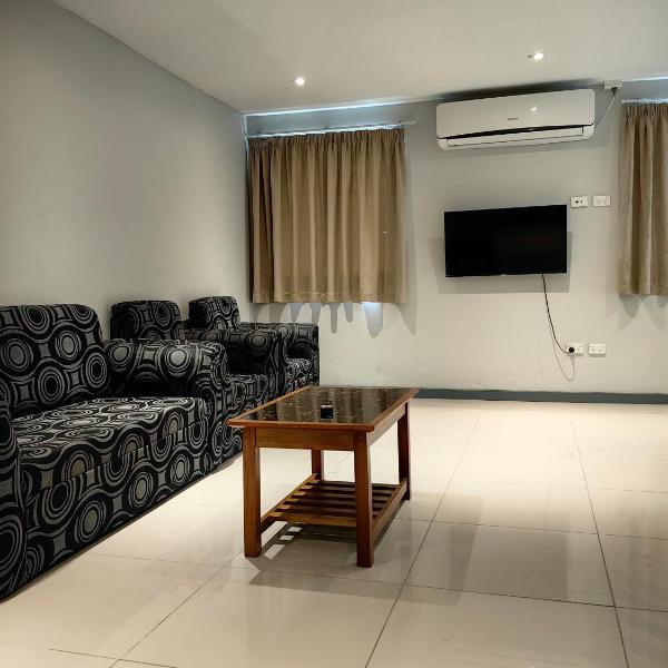 Pacific FairPrice Private room, shared kitchen, Nadi