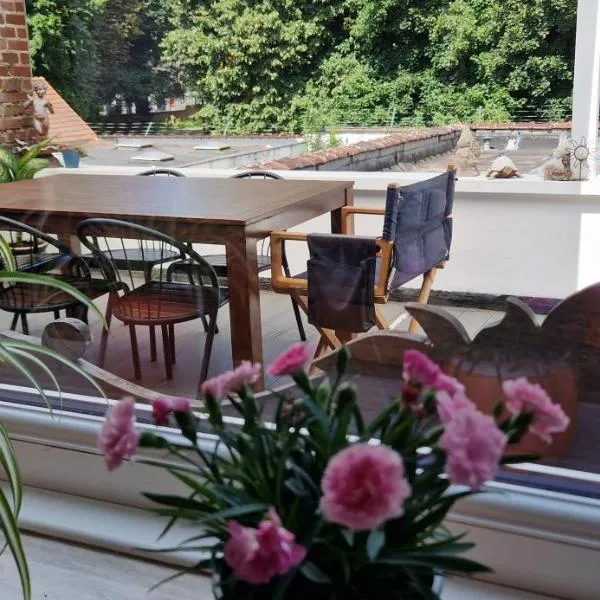 Apartamento de la grotte, ξενοδοχείο στις Βρυξέλλες