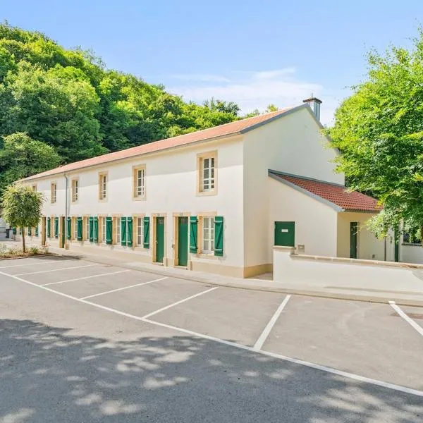 Gîte Lasauvage 84: Ferme Thibesart şehrinde bir otel