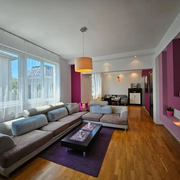 Simply The Best - Vitosha blvd、ソフィアのホテル