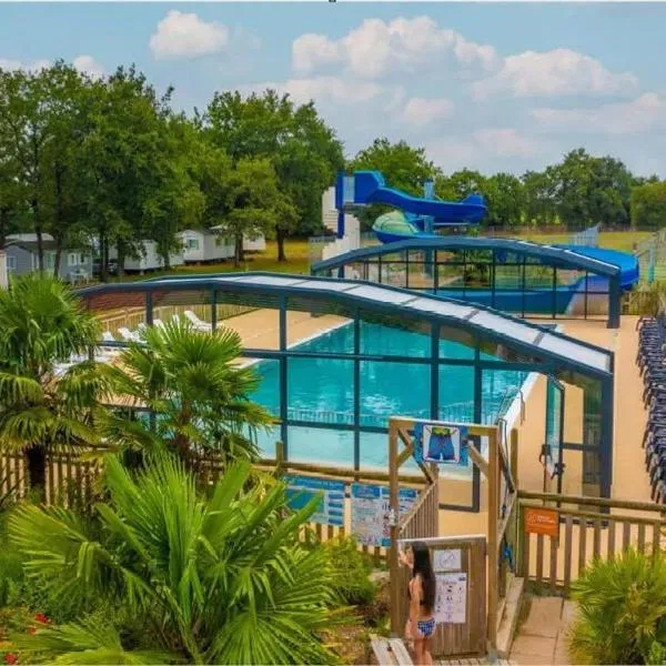 PUY du FOU 5P 400HC, Hotel in La Boissière-de-Montaigu