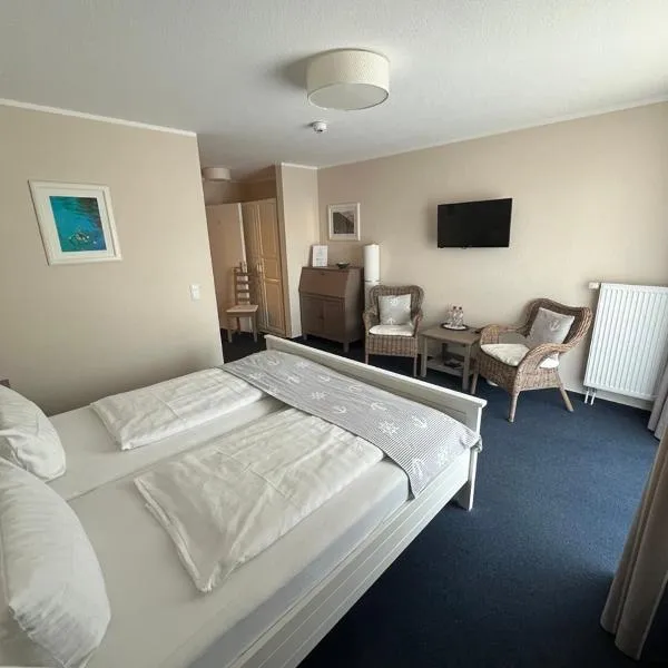 Hotel Admiral Scheer, hotel in Laboe