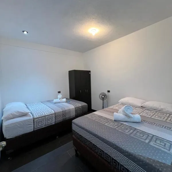 Encanto junto al lago en la zona viva、サン・ペドロ・ラ・ラグーナのホテル