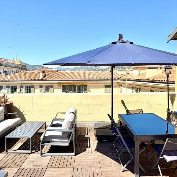 Port 1BR Flat with Terrace, hotel in Nice