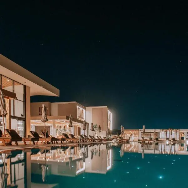 Unique Blue! Resort and Villas Adults Only, khách sạn ở Karteros