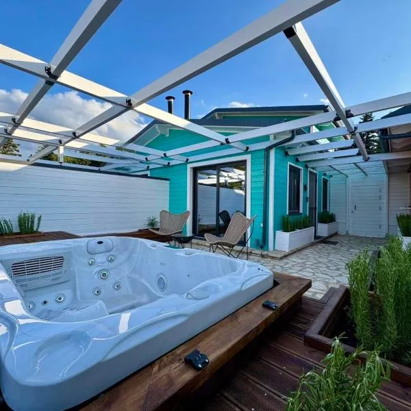 Casa de Madera、パヴリアニのホテル