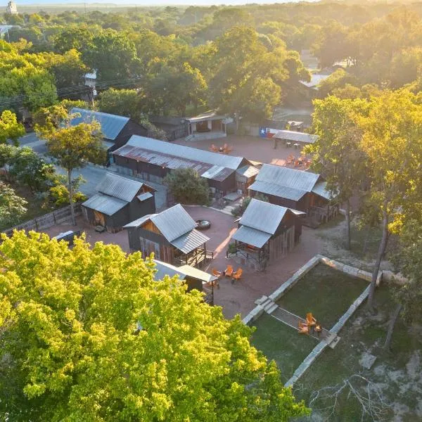 Camp Comfort, hotell sihtkohas Comfort