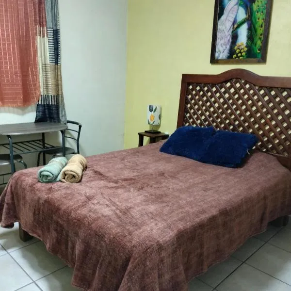 HOSPEDAJE 4Casa San Francisco, ξενοδοχείο σε Zacatlan