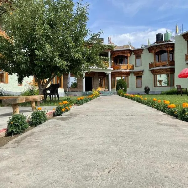 Mandalchan hotel, hotel in Leh