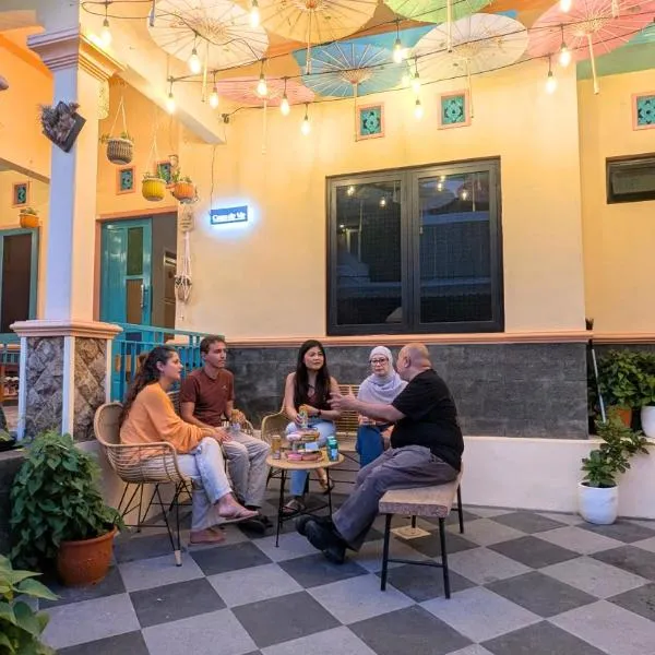 Casa de Vie Homestay, hotel in Malang