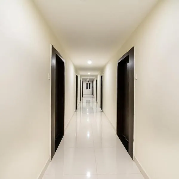 Super Hotel O CJ Inn, hotel in Vijayawada