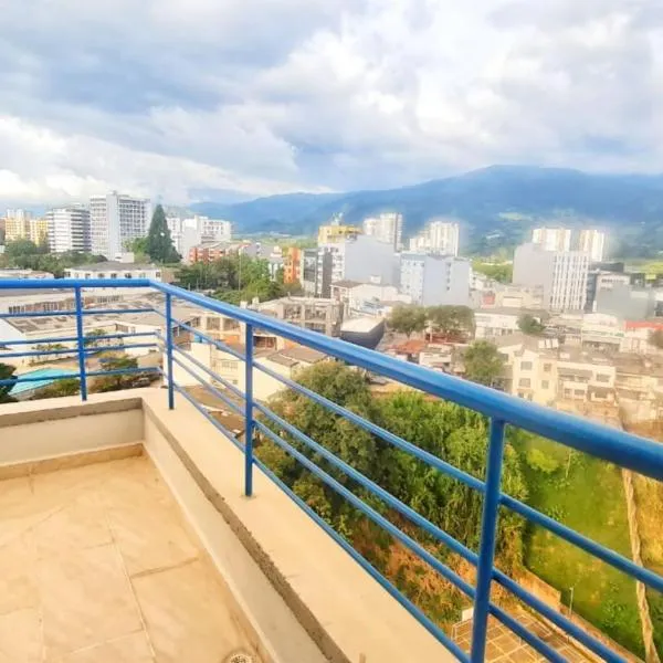 lAS PALMAS PENTHOUSE 360, hotel v destinaci Armenia