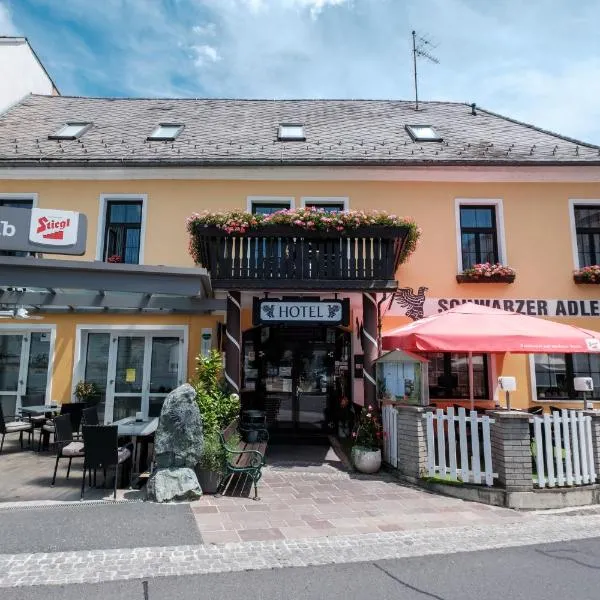 Hotel Restaurant Schwarzer Adler, готель у місті Friedberg