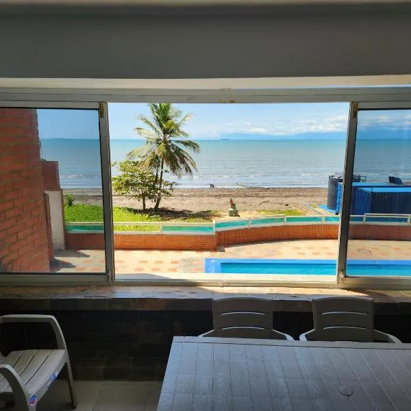 TUCACAS VISTA Y SALIDA AL MAR Apto TIPO ESTUDIO DUPLEX SIN HABITACIÓN INDEPENDIENTE, ξενοδοχείο σε Tucacas