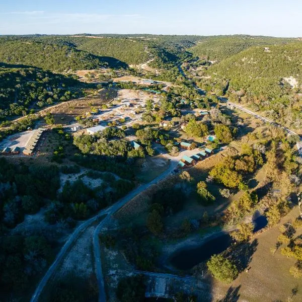 Texas Hill Country Resort, hotel en Medina