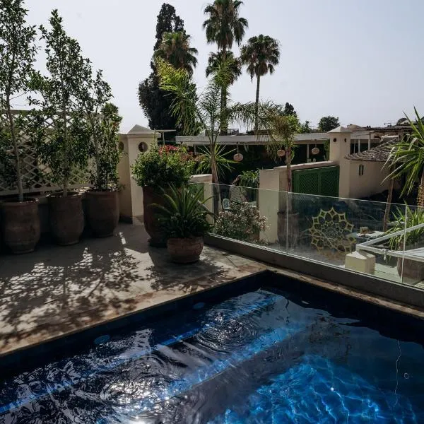 Riad Dar Blanche & Spa, hotel in Marrakesh