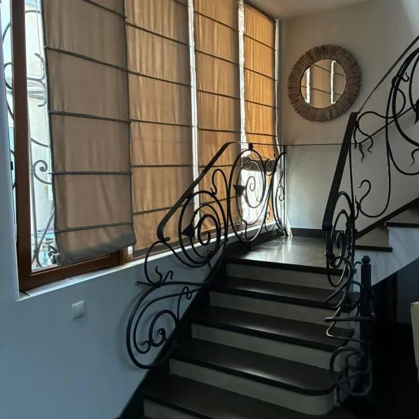 K17 mini hotel, hotel v destinaci Tbilisi City