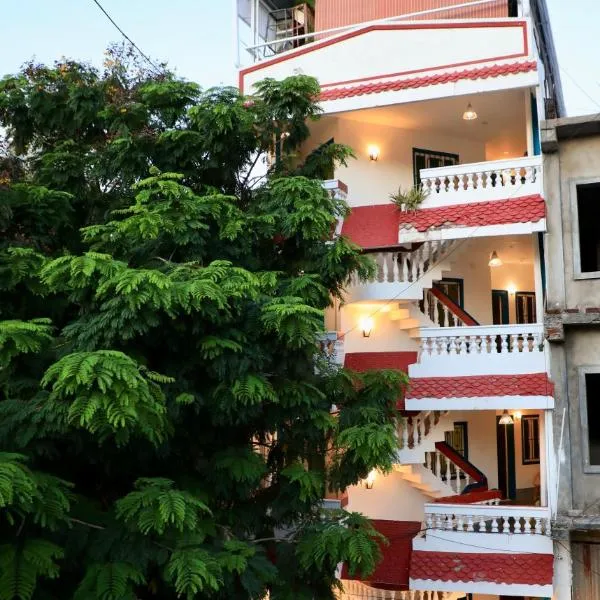 Le Clarisse Guest House, hotel in Pondicherry