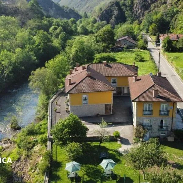 Hotel y Apartamentos La Lonja, hotel in Cangas de Onís