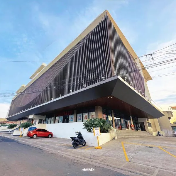 Downtown District Hotel, hotel in Naga