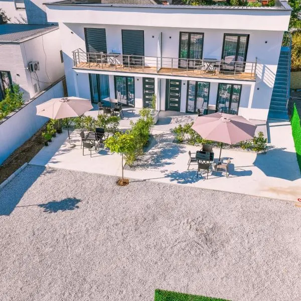 TaNa's Apartments, hotel v destinaci Donji Štoj