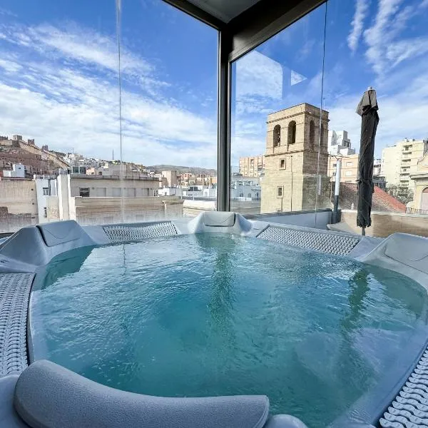 Nuevo Torreluz, hotel en Almería