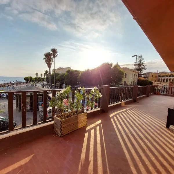Casa del Sole Guest House, hotel i Alghero