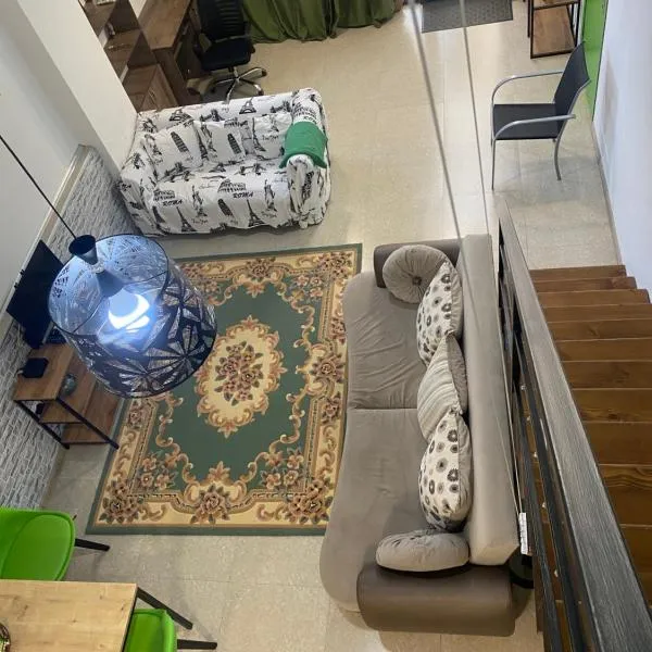 Green apartment, hotel in Tbilisi City