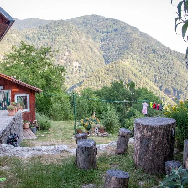 Hikers Hut Pr Blažu, hotel in Podbrdo