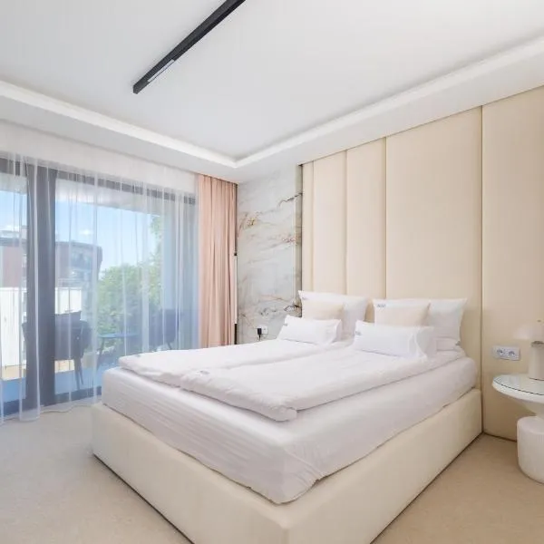 Aqua Bluemica ADULTS ONLY、ミエンジズドロイェのホテル