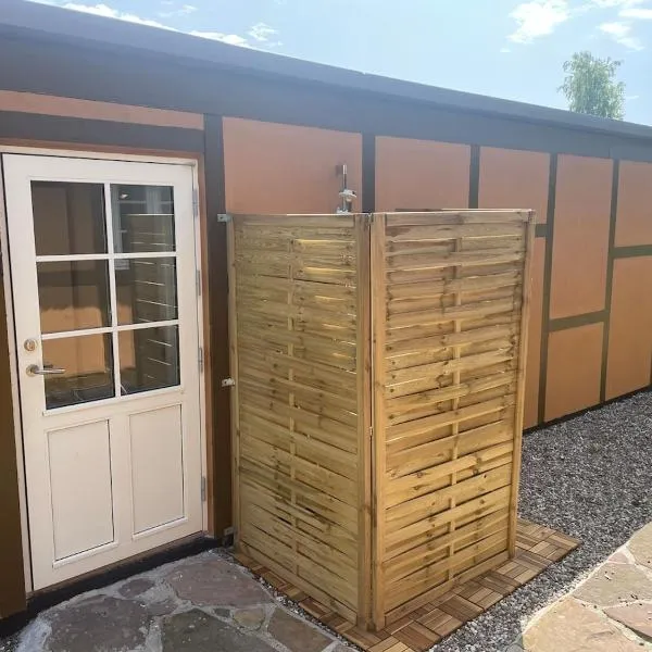 Newly Renovated Guest House, Hotel in Boeslunde