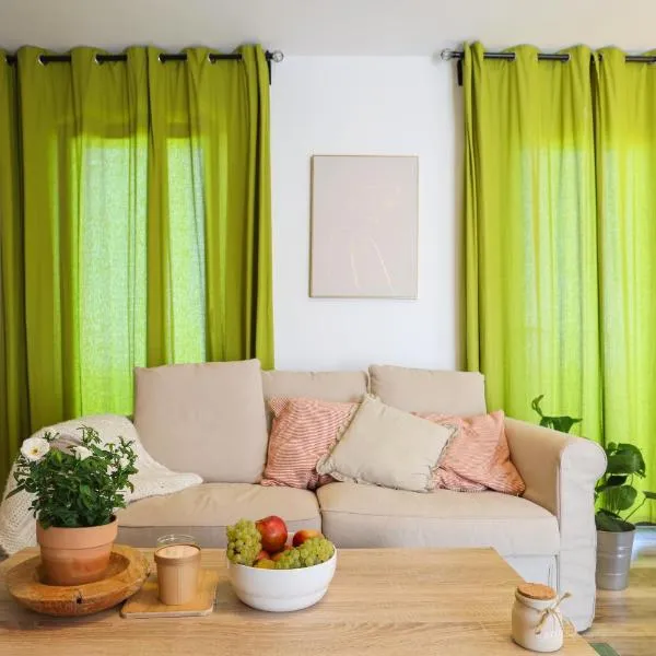 Vineyard house, Hotel in Tužno