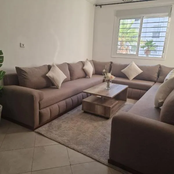 Appartement charmant entre Mer, Forêt & Aéroport, hotel in Tangier