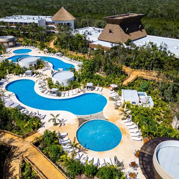 Hotel Mundo Maya Tulum, hotel en Tulum