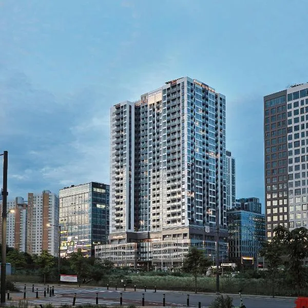 Sota Suite Pyeongtaek Godeok branch, hotel in Pyeongtaek