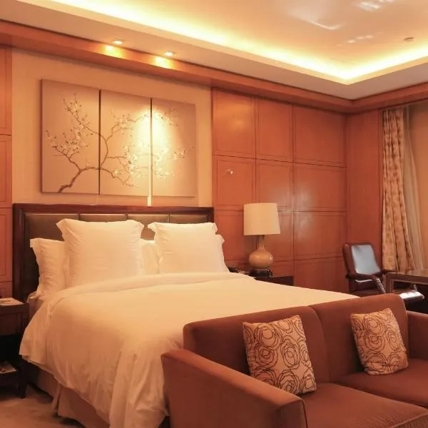 Four Seasons Hotel Hangzhou at West Lake, hotel in Hangzhou