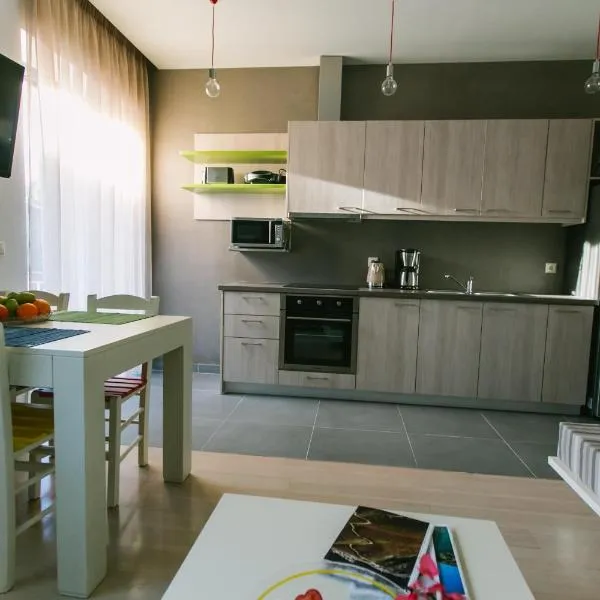 Maistros Kardamyli Apartments, Hotel in Kardhamili