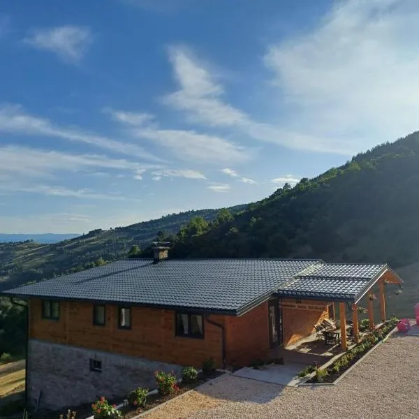 Planinska kuća SAMAK,塞拉耶佛的飯店