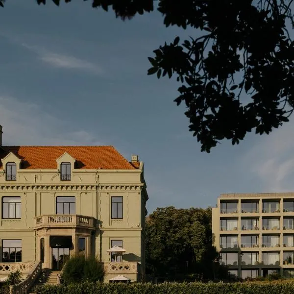 Vila Foz Hotel & SPA, hotel in Porto